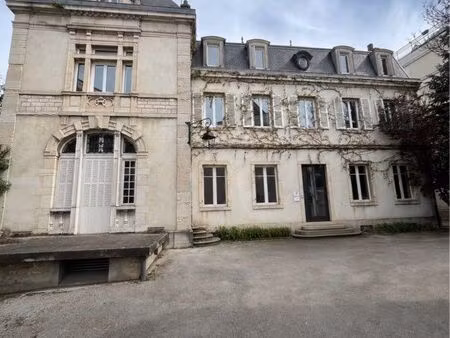 superbe bureau centre ville de dijon  belle adresse