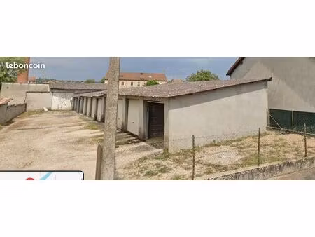 garage a louer quartier la plaine