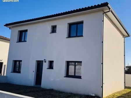 maison 135 m2 à loué 4 ch 2sld