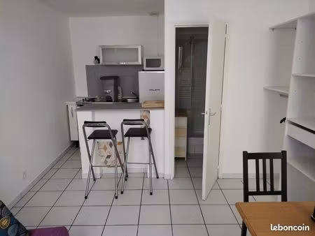 studio rénové - centre ville