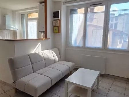 appartement t2 meublé  proche campus les cézeaux