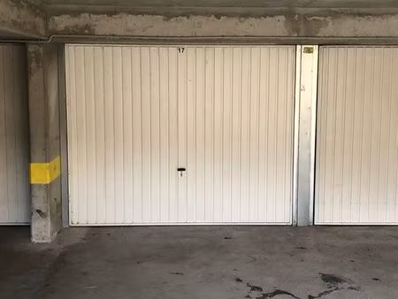 garage dans résidence sécurisé