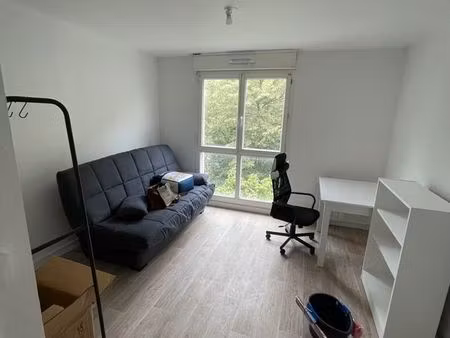 studio meublé refait à neuf – rouen centre – le harvard