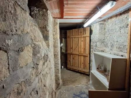 cave saine et très sécurisée très proche gare montparnasse  paris 15