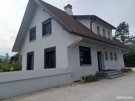 villa 170m2 5 chambres challes-les-eaux