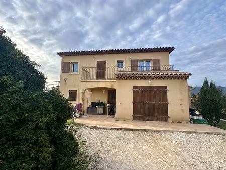 villa 3 pièces 96 m²