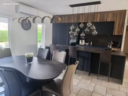maison 5 pièces 110 m²
