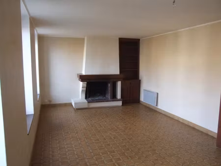 location appartement 4 pièces 79 m² à labruguière (81290)  620 €