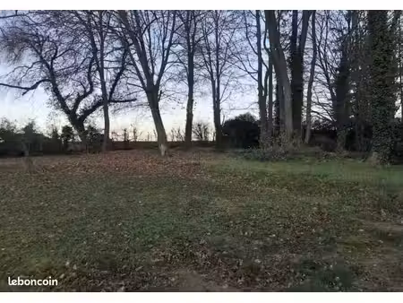 terrain 402 m² chamant