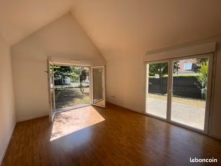 frais reduits / pavillon 4 pièces de 88 m2 avec jardin clos
