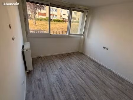 bureau 118 m²