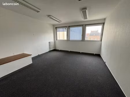 bureau à louer 15 à 20 m²