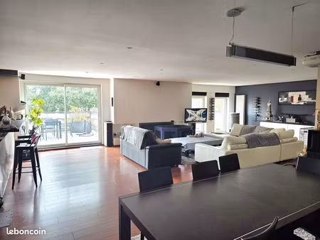 hem – superbe loft de 165 m² avec terrasse plein sud de 50 m² – 380 000