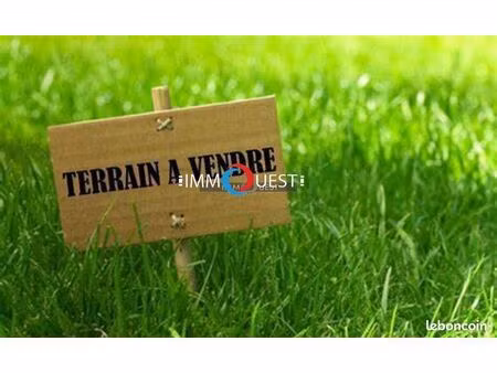 terrain 1 600 m² quesques