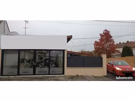 local commercial / entrepôt/ possibilité d’habitation