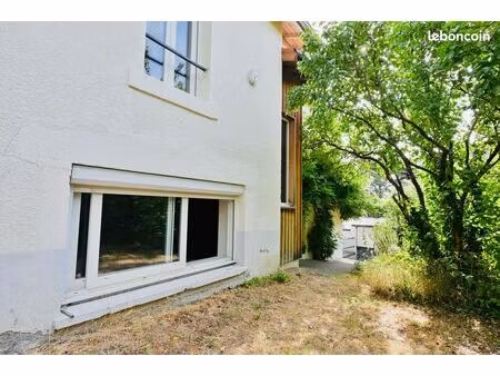 maison 6 pièces 105 m²