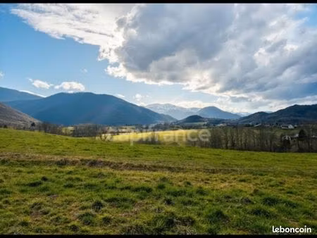 terrain 3 477 m² montserie