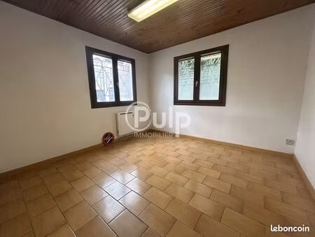 local commercial 48 m²