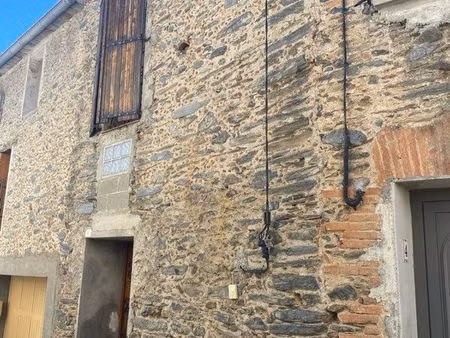 maison composée de deux appartements individuels