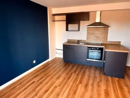 à vendre t3 refait à neuf avec parking centre ville tarbes