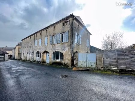 maison 394m² en plein centre de madiran