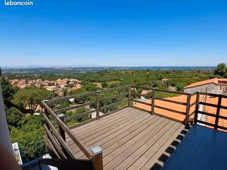 maison de village lumineuse avec terrasses et vue panoramique exceptionnelle
