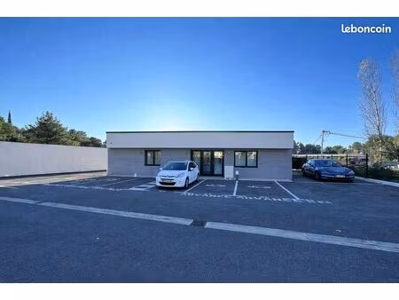 loue local professionnel bureau tertiaire ou médicale 100m²