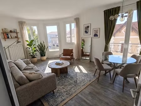 t4 de 82 m² avec balcon et grenier