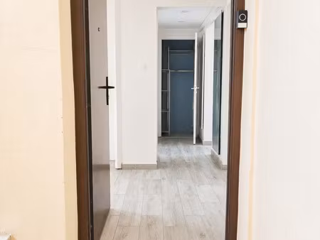 t3 lumineux avec balcon  cave et parking privé montpellier