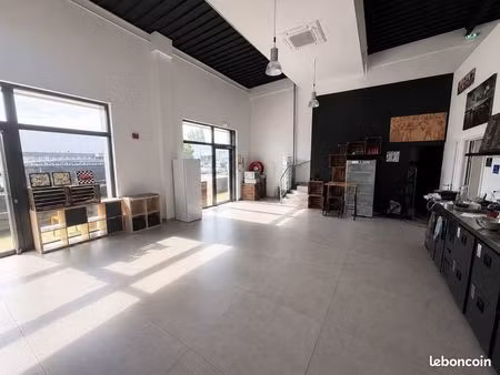 local commercial 180 m² colmar