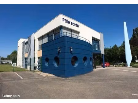 local meublé dans pôle santé