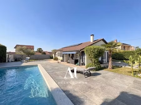 maison plain-pied t5 avec piscine 116 46 m² terrain 700 m² 018