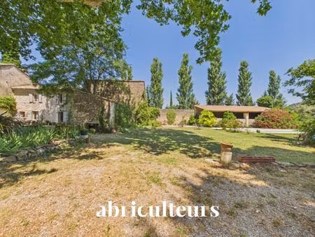 mas provençal de 310 m² avec piscine et parc arboré de 7 880 m² — pnr des alpilles