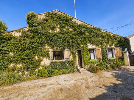 maison de 112 m2 env sur 767 m2 de terrain