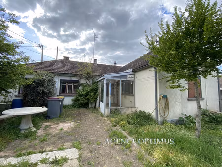 maison ancienne a rafraichir - 104m2 de plain-pied avec dépe