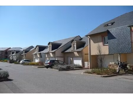 t4 duplex onet le château avec jardin