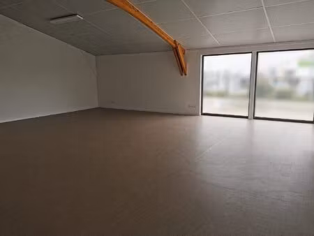 vannes est - espace bureaux de 80 m² environ