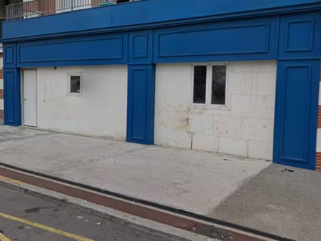 à louer local commercial 71 52 m2 livry-gargan