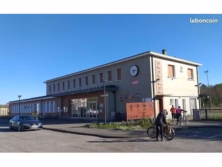 local d'activité 120 m²