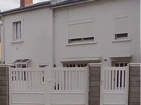 maison + 3 studios