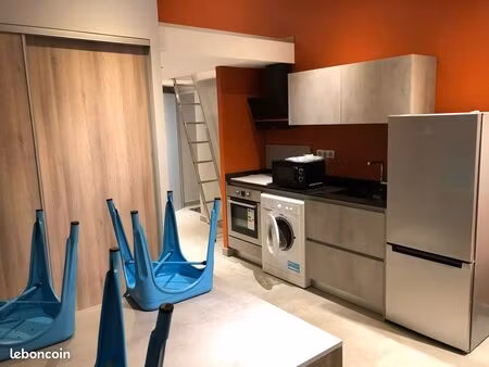 appartement studio mezzanines 23 + 7 m2 meublé