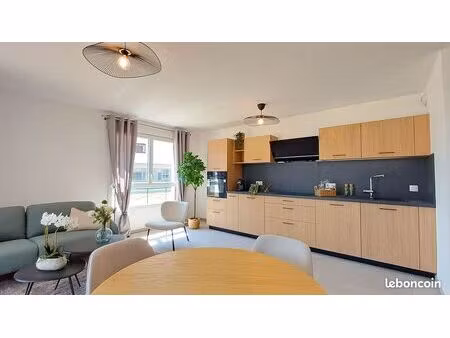 appartement 4 pièces 82 m²