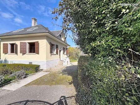 maison 4 pièces 106 m²