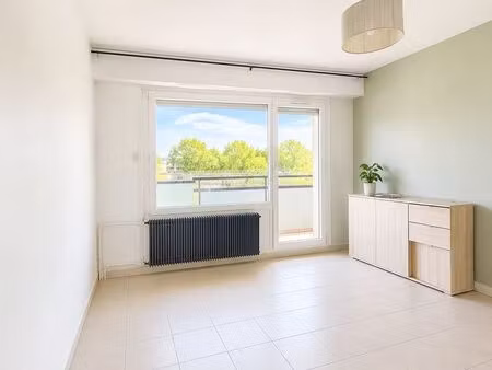 studio 1 pièce 29 m²