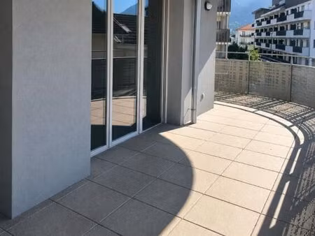 appartement 3 pièces 59 m²