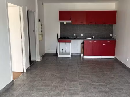 appartement t2 rdc avec terrain