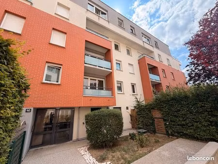 appartement t2 avec balcon - résidence récente avec ascenseur - déville-lès-rouen
