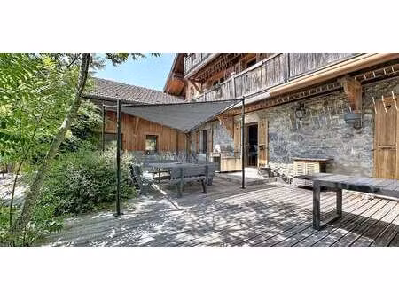 corps de ferme avec jardin et piscine mieussy (74)