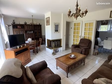 appartement 5 pièces 74 m²
