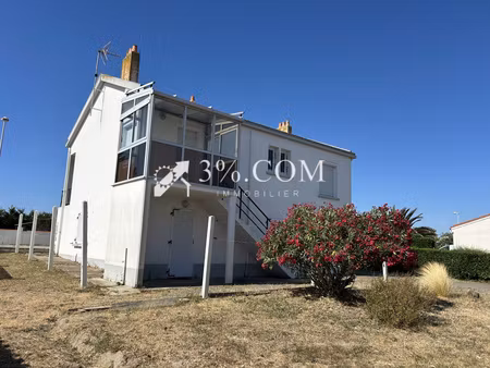 maison de 117m² avec deux garages et dépendances sur 960m² de terrain